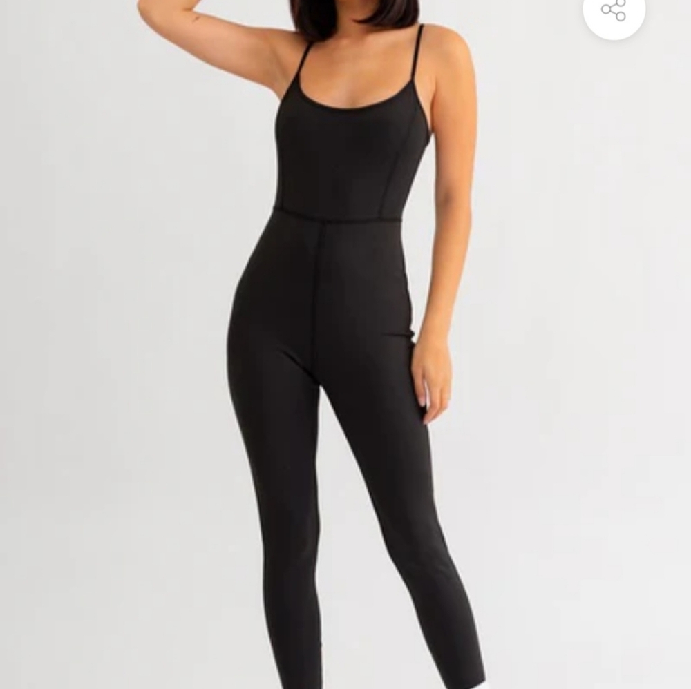 ACTIVE JUMPSUIT